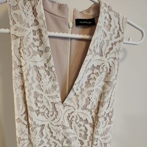 Lace sleeveless mermaid dress size 8